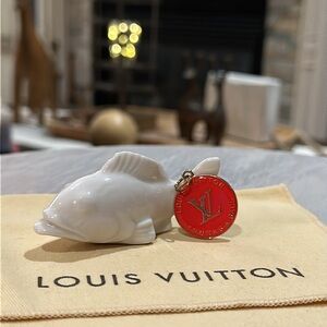 🪸🟡 Authentic Louis Vuitton Charm, Bright Coral w/Gold-Tone Lettering 🟡🪸